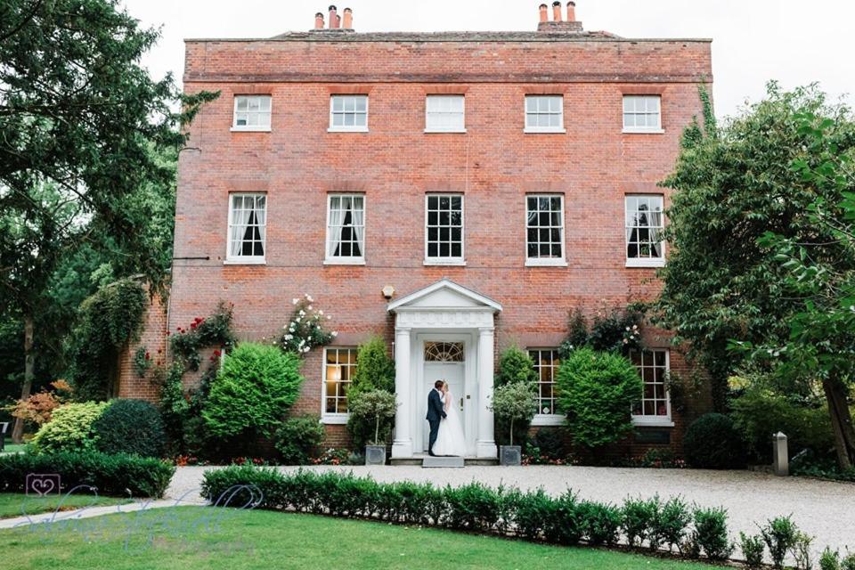 Mulberry House Pension Ongar Buitenkant foto