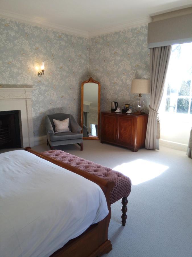 Mulberry House Pension Ongar Buitenkant foto