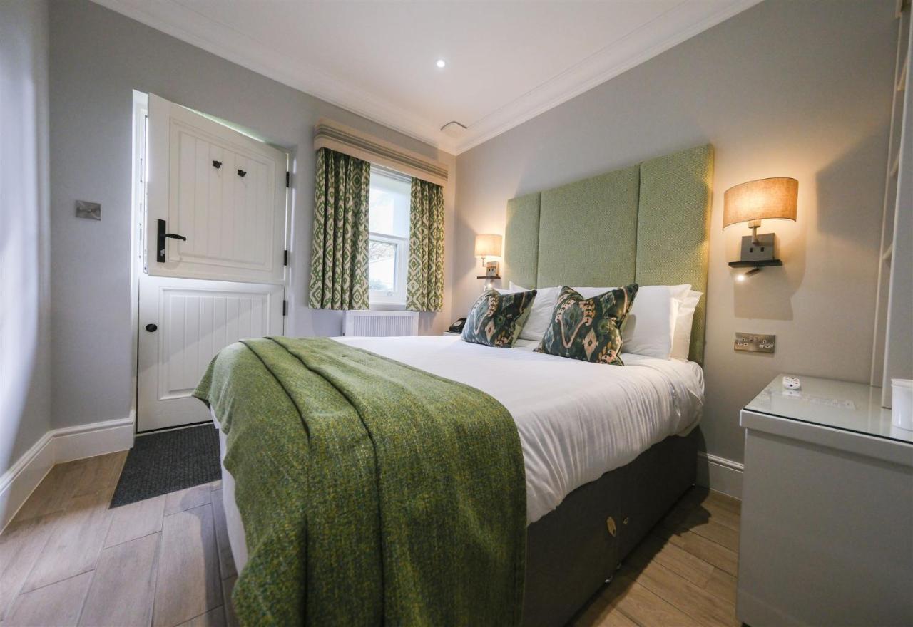 Mulberry House Pension Ongar Buitenkant foto