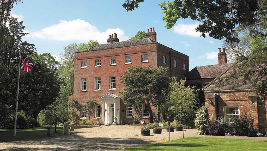 Mulberry House Pension Ongar Buitenkant foto